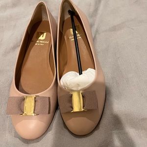 NWT Bruno Magli ballet slippers. Sz 7.5 pale pink